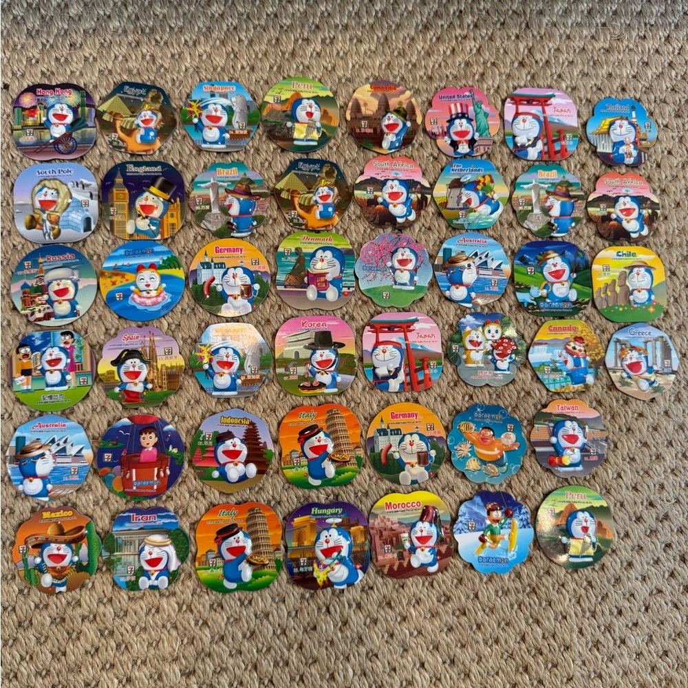 Doraemon Magnets 7-11 Asia limited edition 46 pieces pre-owned. Excellent